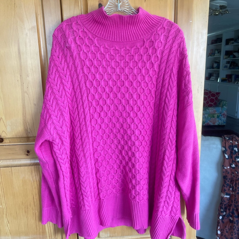 Crown and Ivy pink cable knit sweater size XL